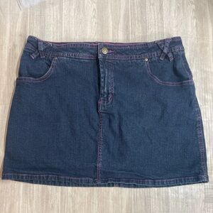 Thalia Sodi Women's Jean Mini Skirt Stretch Denim Size 13/14 Y2K READ SEE PHOTOS